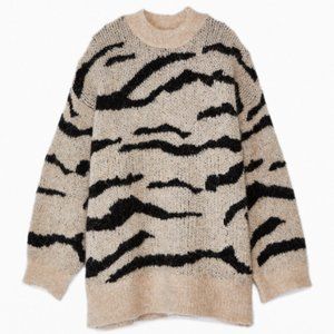 UO Pearl Zebra Intarsia Knit Sweater